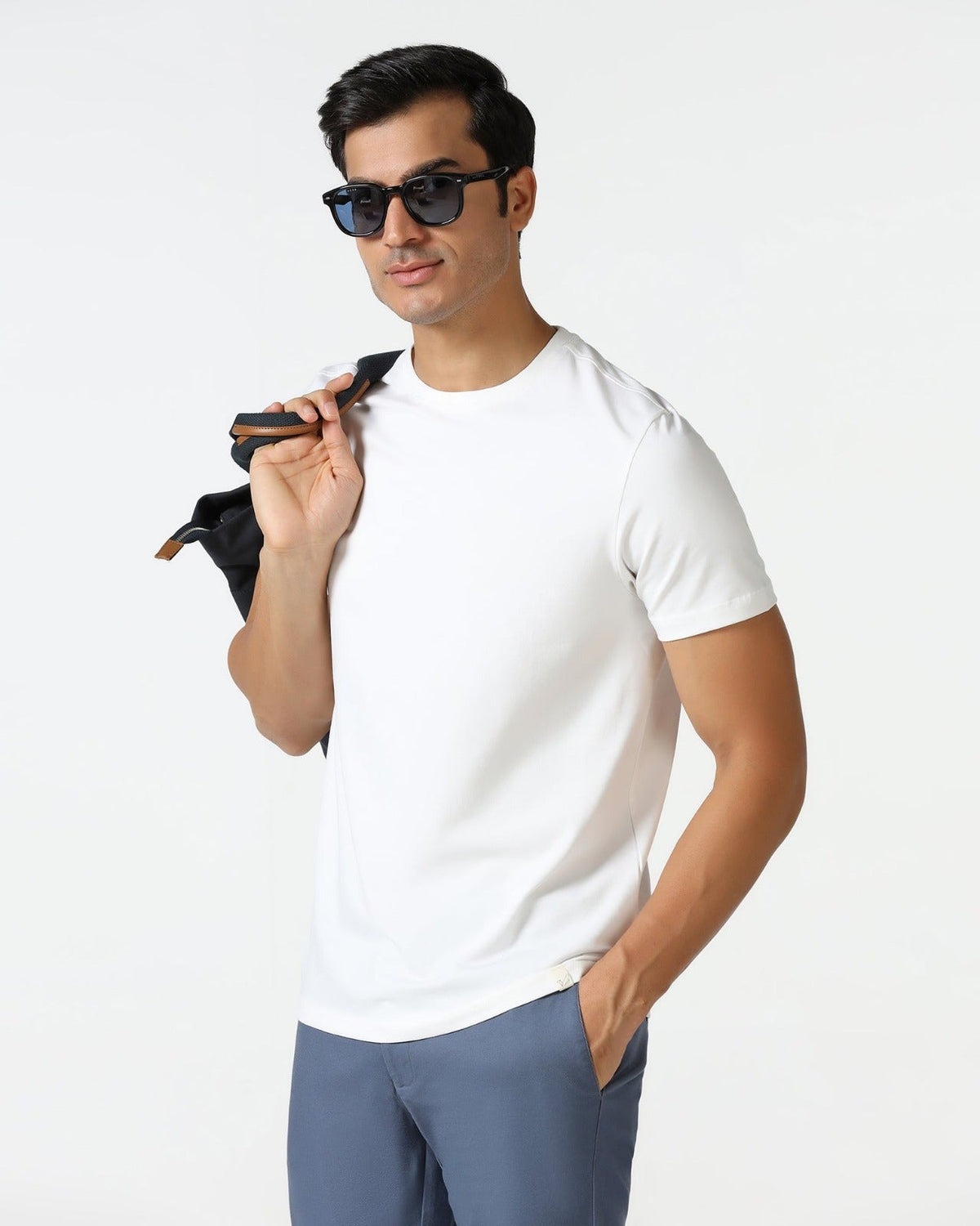 Black and white Neck Solid T-Shirt ( Pack Of 2 )