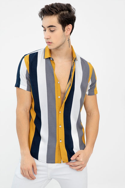 Slim Fit Color Block Cut Away Collar Casual Shirt